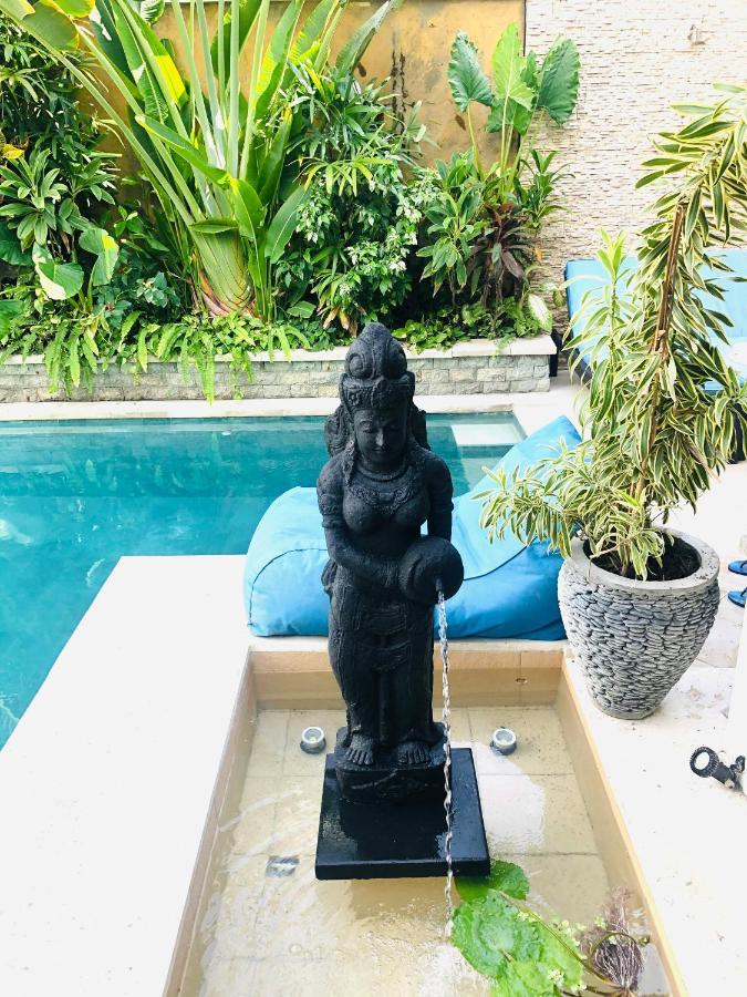 Villa Carissa Seminyak Centre, Bali By Le Ciel Hospitality Exterior foto